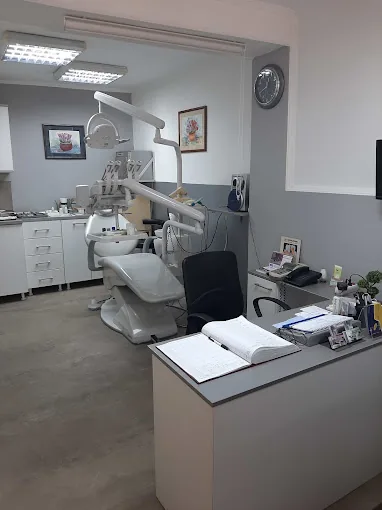 Stomatološka stolica u ordinaciji